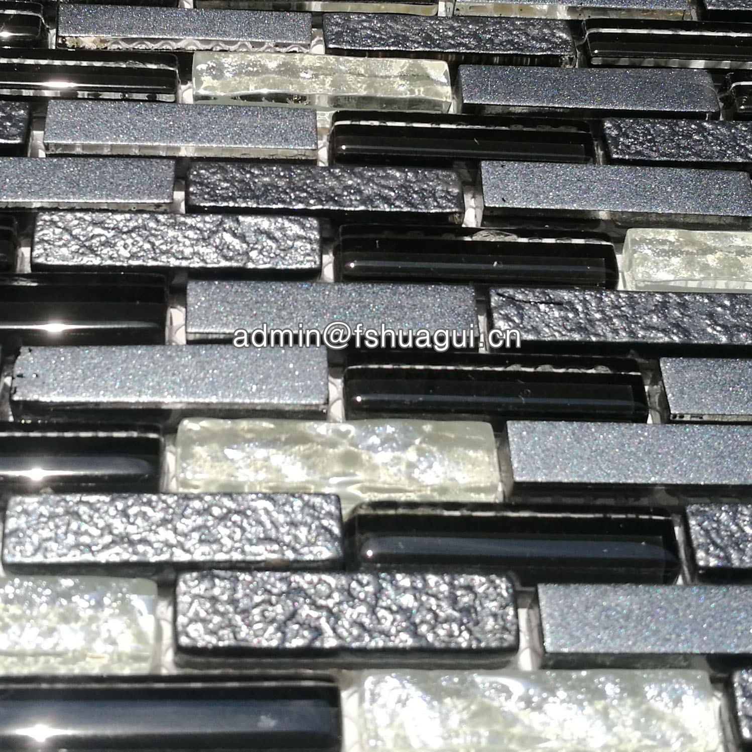 Huagui Glossy and matte black modern brick glass mosaic HG-WJ424 GLASS MOSAIC TILE image20